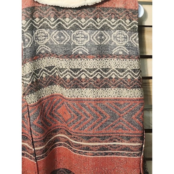 Me Jane Aztec Navajo Print Vest Womens Tag XL Wool Blend Faux Fur Southwestern - Picture 6 of 8